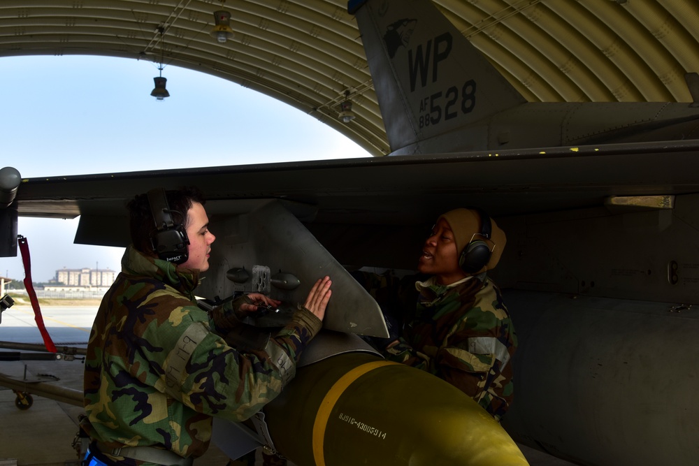 Wolf Pack turns jets during routine training event
