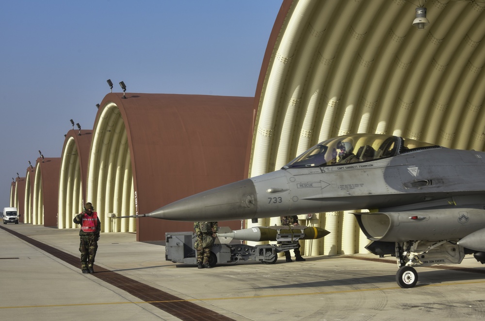 Wolf Pack turns jets during routine training event