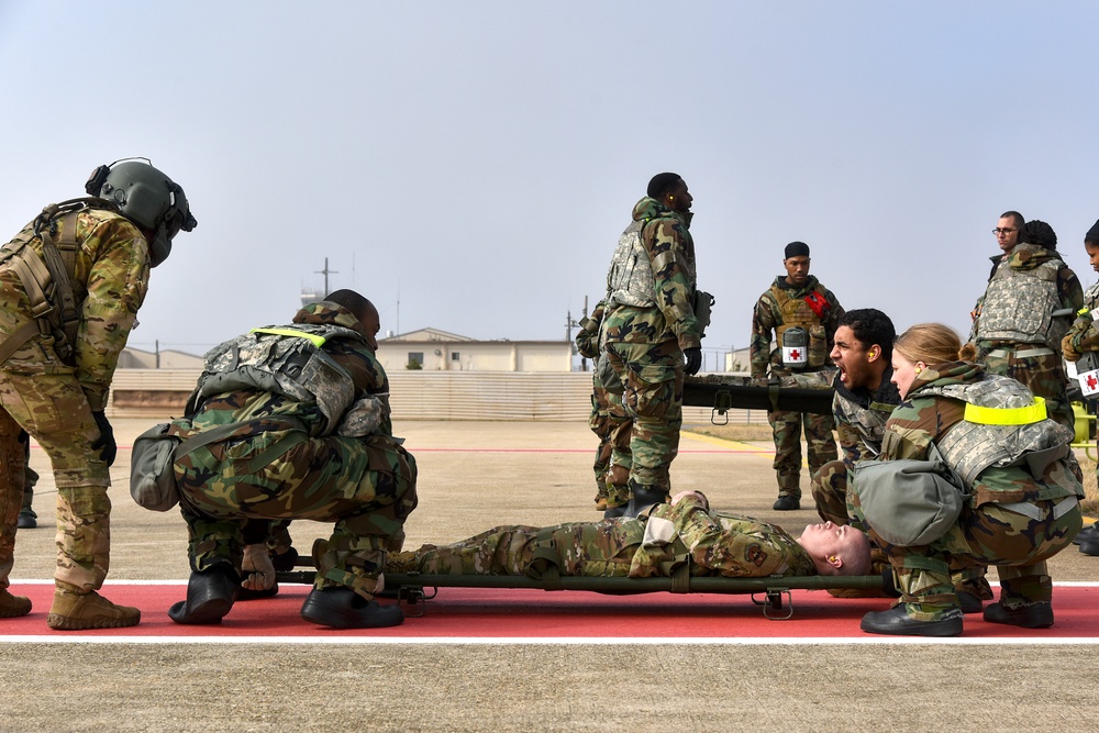 Airmen, Soldiers participate in routine medevac training