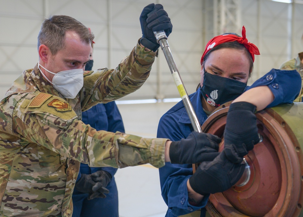 COMUSAFE visits Aviano