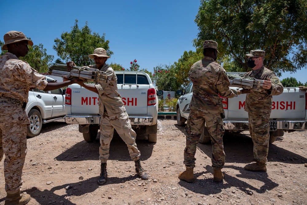 Civil Affairs Team delivers bedding supplies to Armed Forces of Djibouti Military Academy