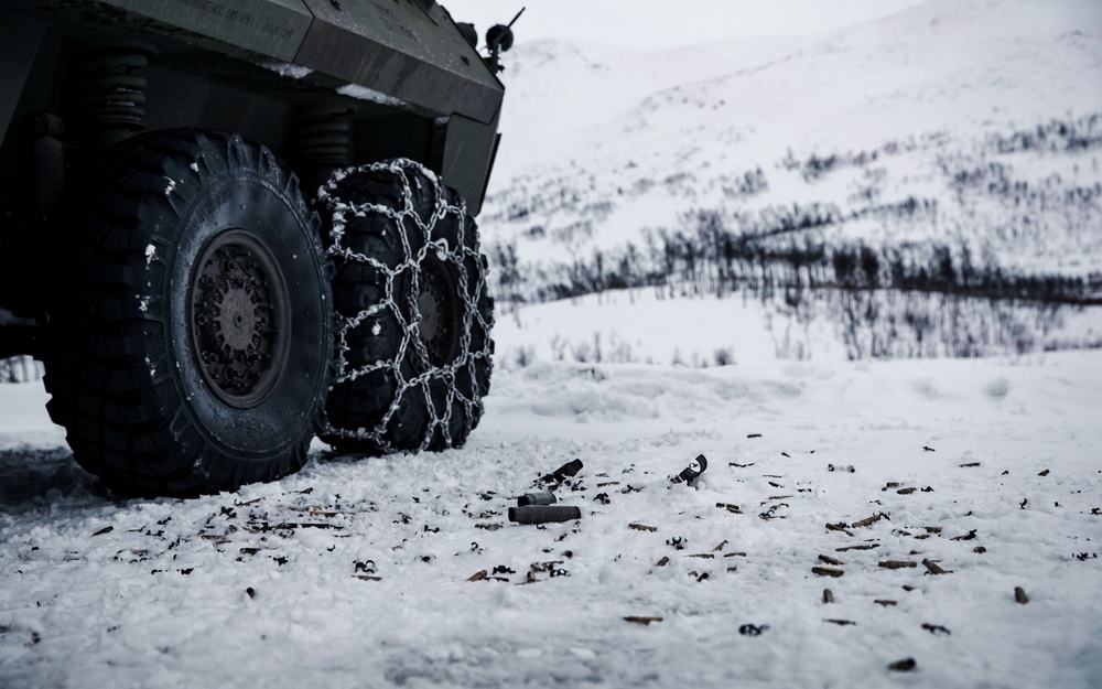LAR Marines with MRF-E Execute a Live-Fire Range
