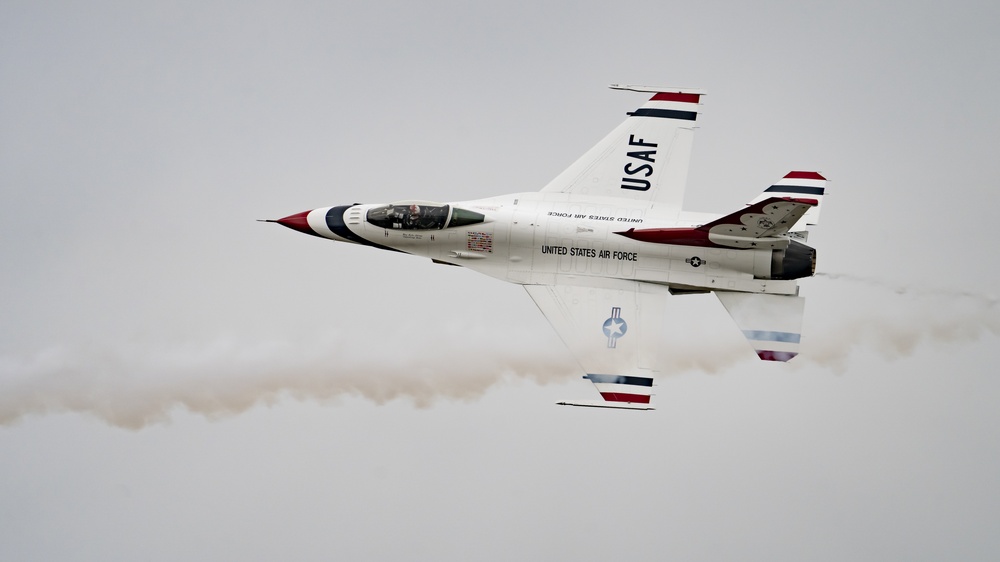 USAF Thunderbirds certify for 2021 season