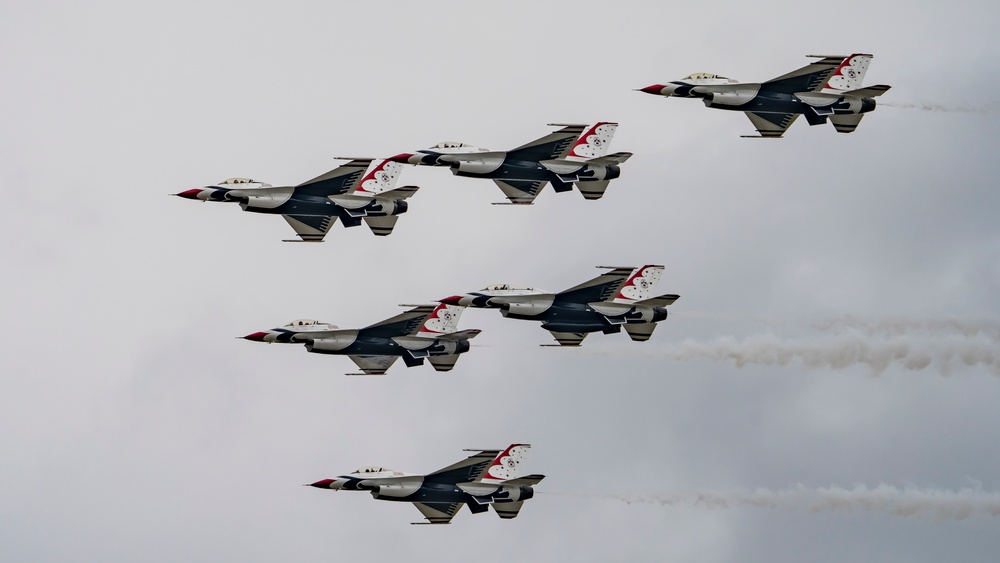 USAF Thunderbirds certify for 2021 season