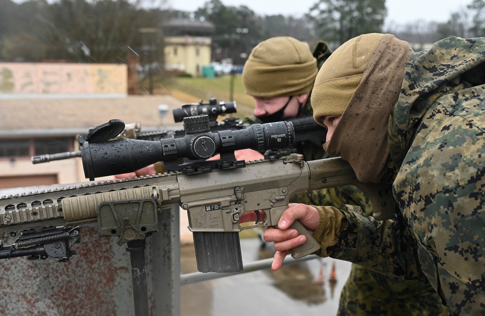 Marine’s train at Fort Eustis