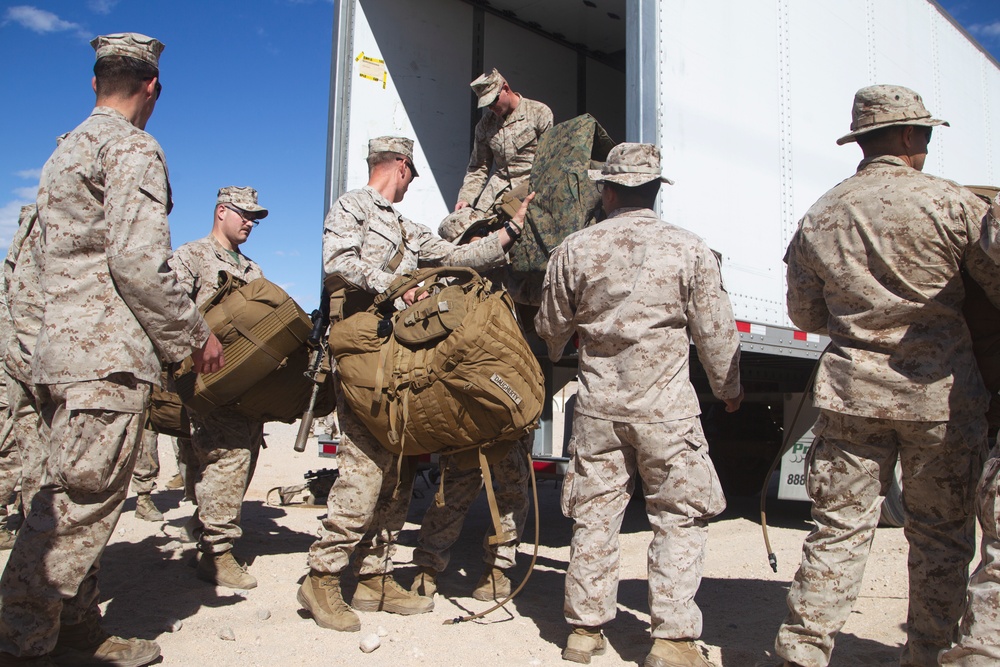 1/5 Marines arrive at Combat Center for SLTE 3-21