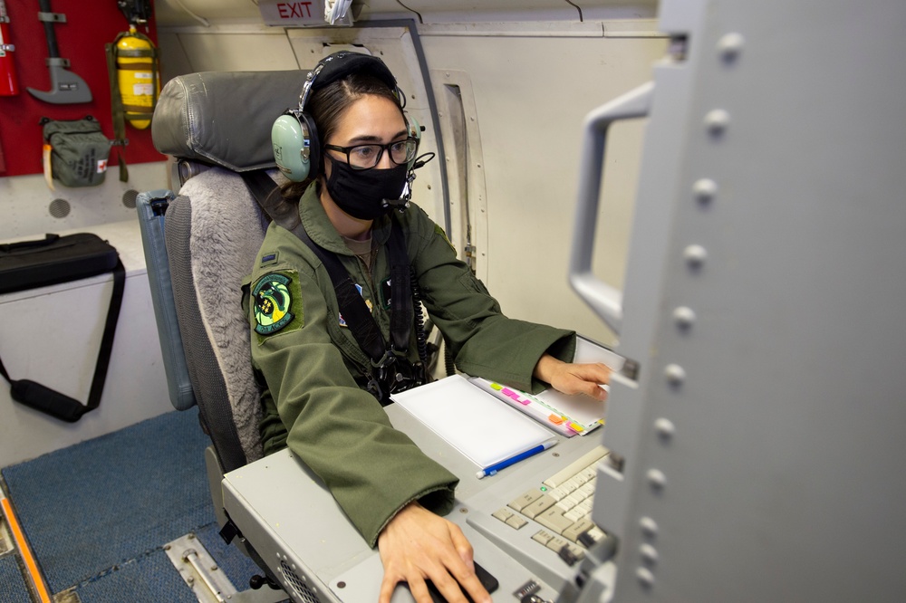 First all-female JSTARS flight crew honors women’s history month with flight