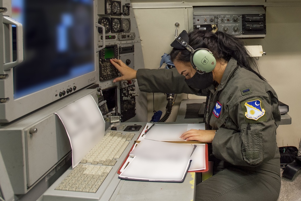 First all-female JSTARS flight crew honors women’s history month with flight