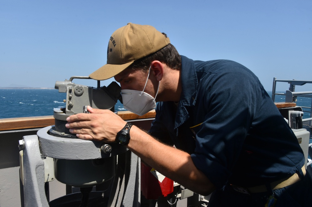 USS PHILIPPINE SEA TRANSITS BAB-EL-MANDEB/DEPLOYMENT