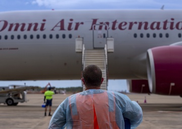 MRF-D Main Body One Touches Down in Darwin