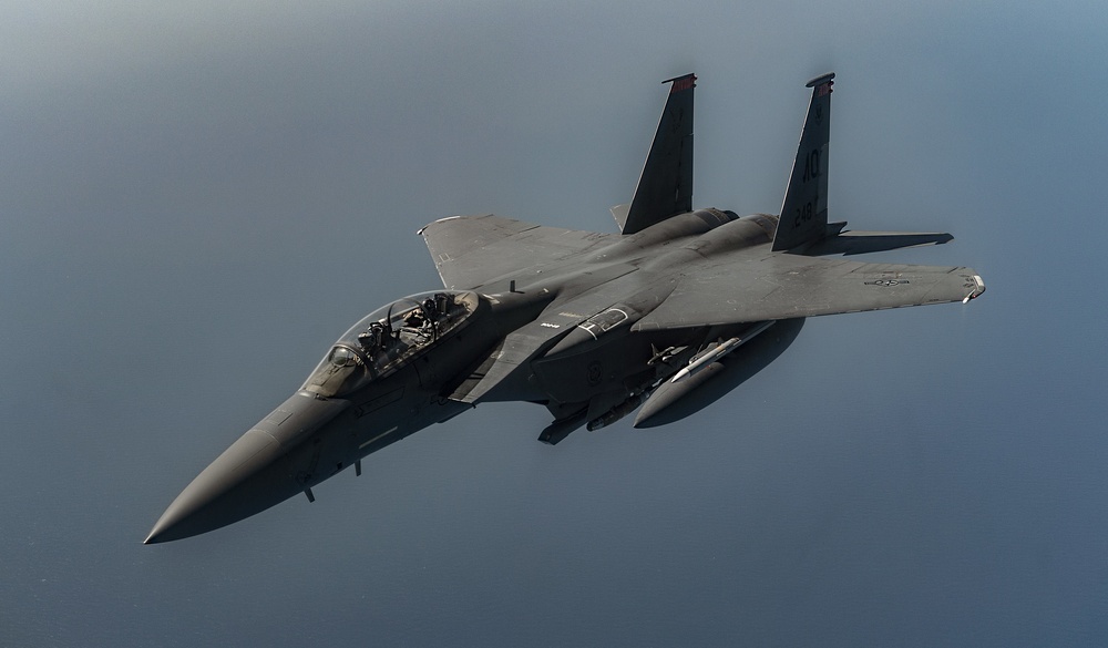 Python Ops refuel F-15E’s