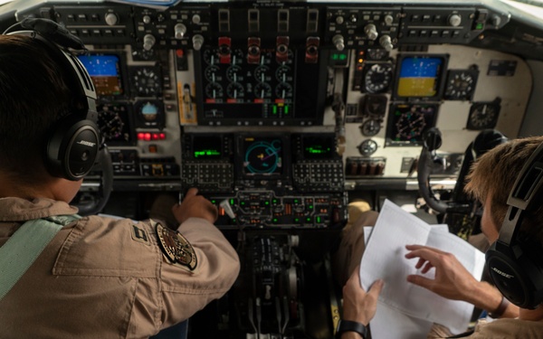 Python Ops refuel F-15E’s
