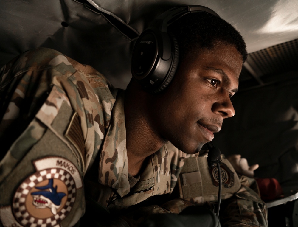 Python Ops refuel F-15E’s