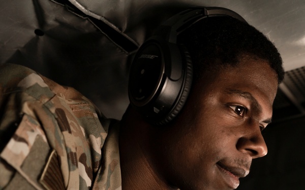 Python Ops refuel F-15E’s