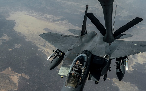 Python Ops refuel F-15E’s