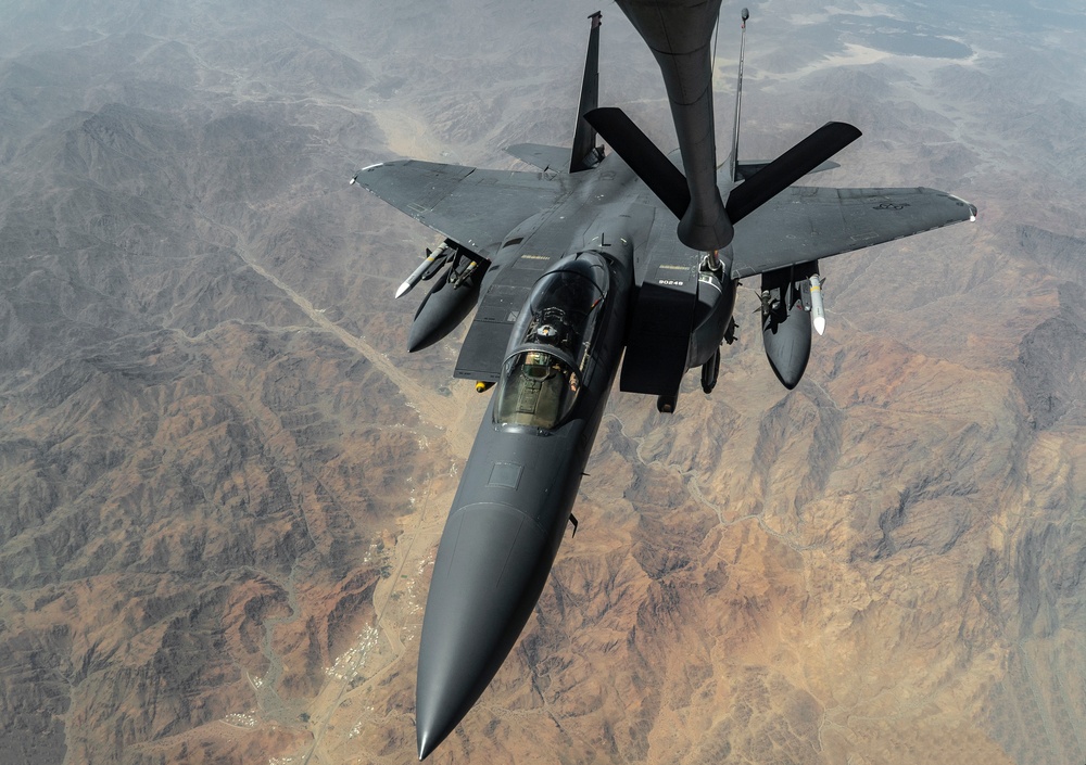 Python Ops refuel F-15E’s