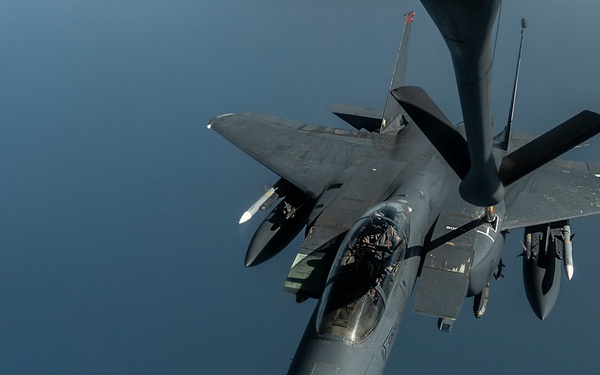 Python Ops refuel F-15E’s