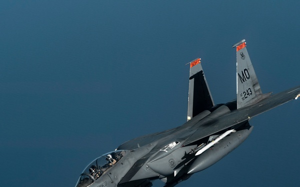 Python Ops refuel F-15E’s