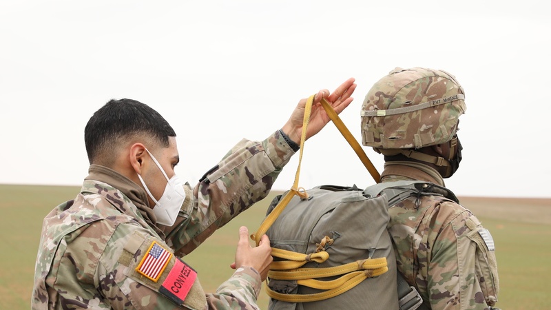 5th QM Paratroopers Enhance their Sling Load and Airborne Capabilities