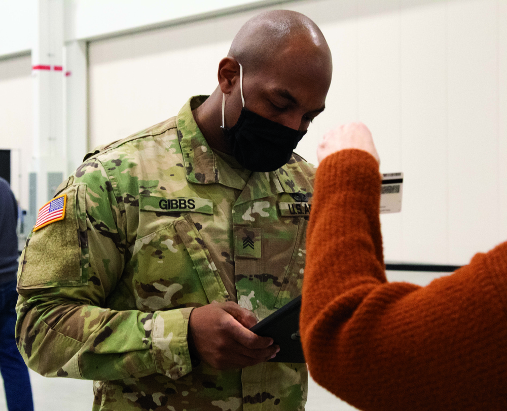 Michigan National Guard helps to vaccinate thousands in Novi