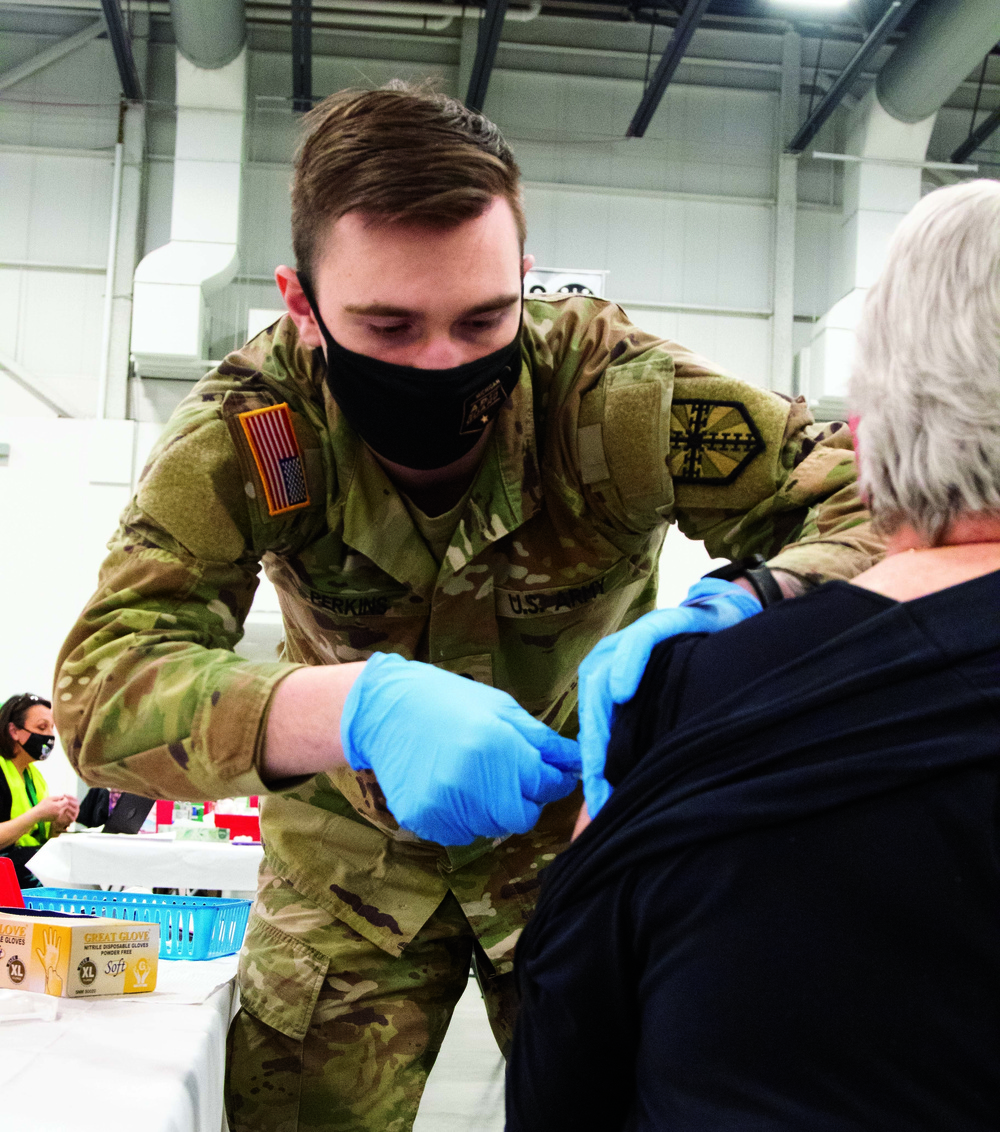 Michigan National Guard helps to vaccinate thousands in Novi