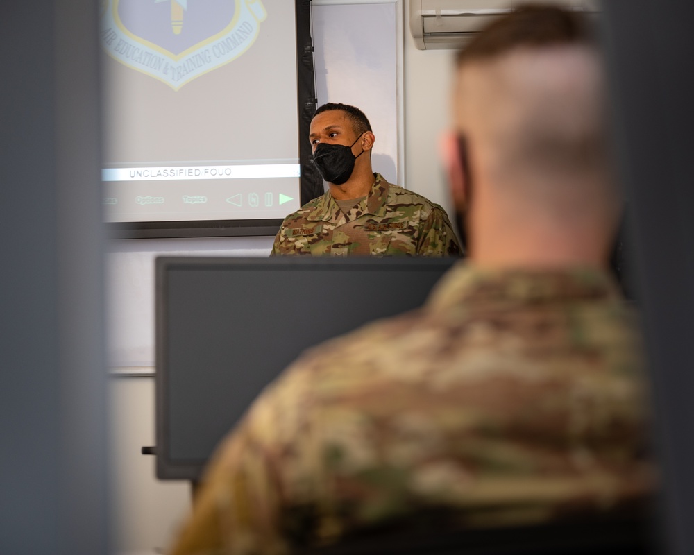 F22 Fuel and OBIGG Training at JBLE