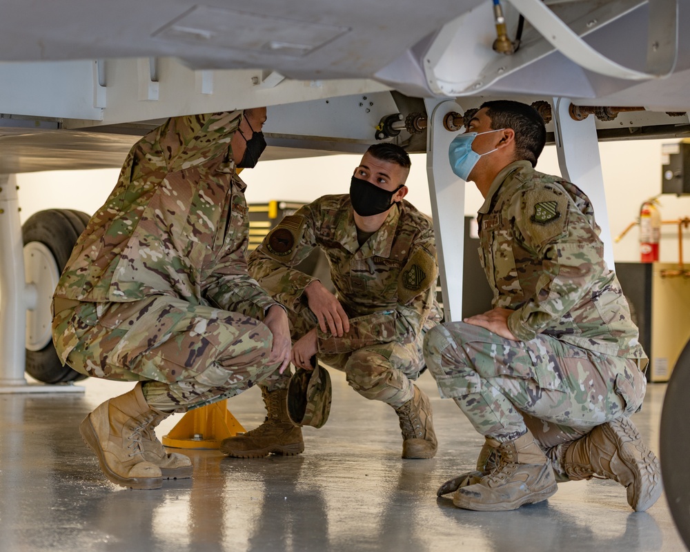 F22 Fuel and OBIGG Training at JBLE