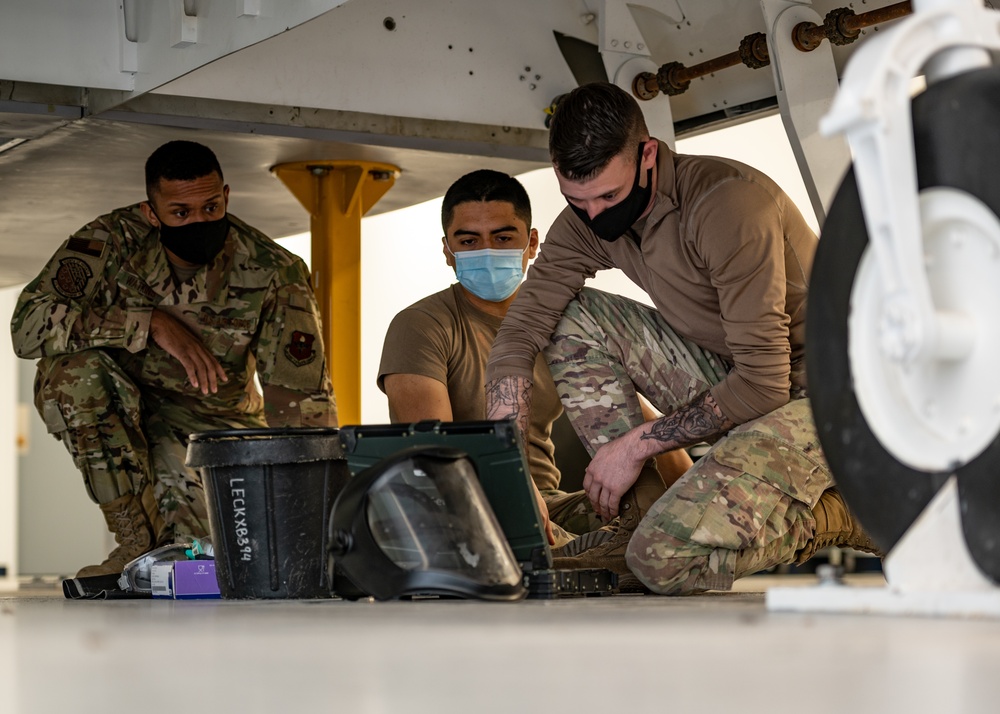 F-22 Fuel and OBIGG Training at JBLE