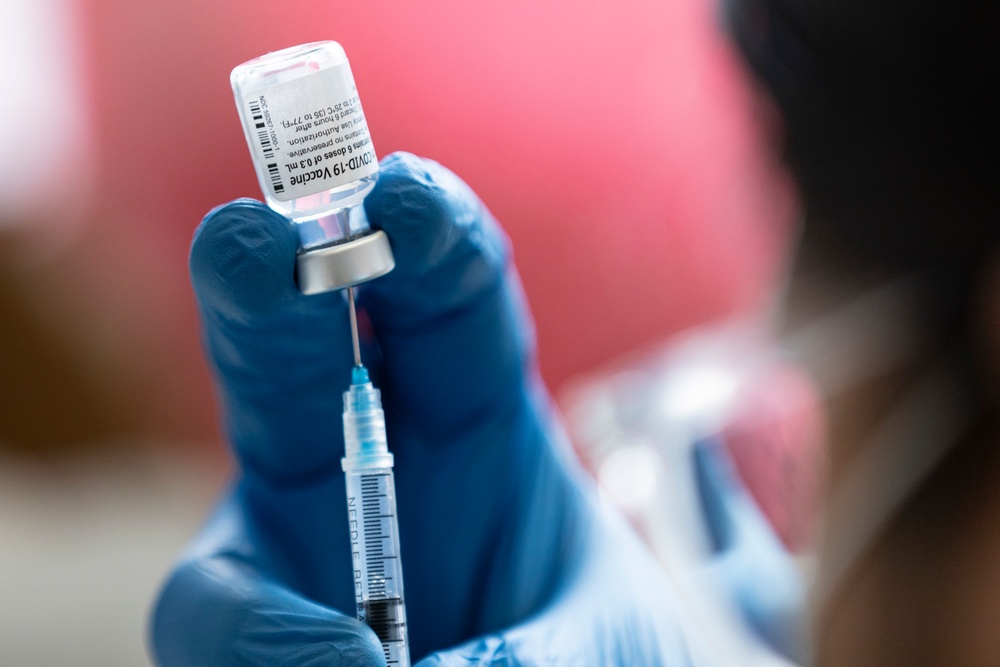Atlanta Community Vaccination Center Soldiers Administering Vaccines