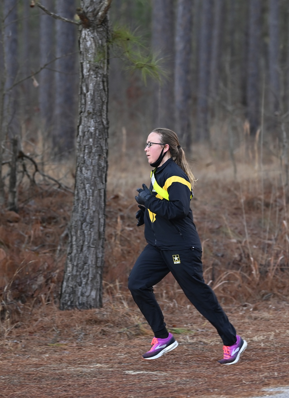 Civil Affairs Candidates Undergo Pysical Training Test