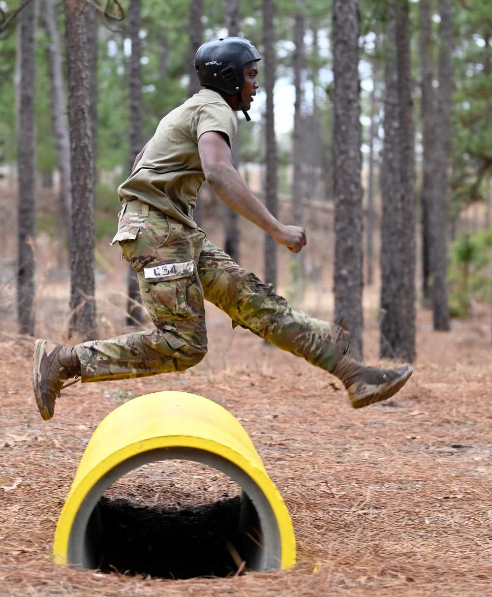 Civil Affairs Candidates Take On Obstacle Course