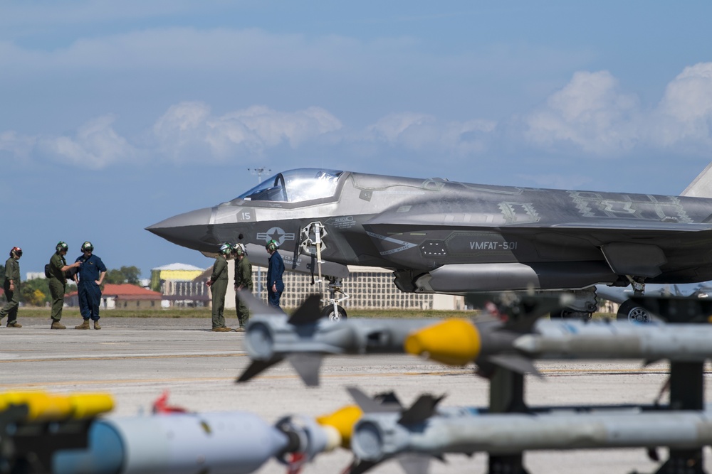 F-35 Lightning II aircraft visit Macdill AFB