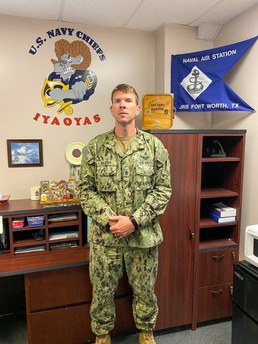 Memphis Native, Navy Chief Reflects on Two Decades of Service