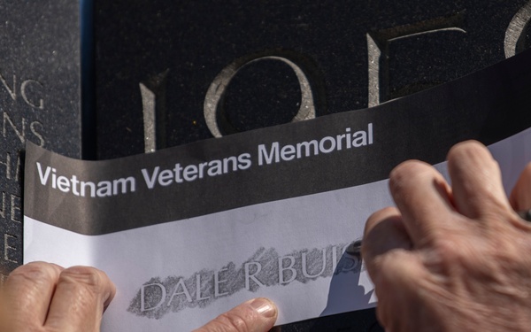 Secretary Austin, Secretary McDonough Lay Wreath at Vietnam Memorial