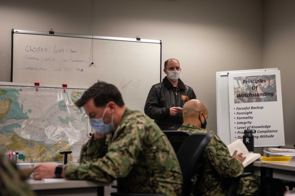 Sailors participate in training