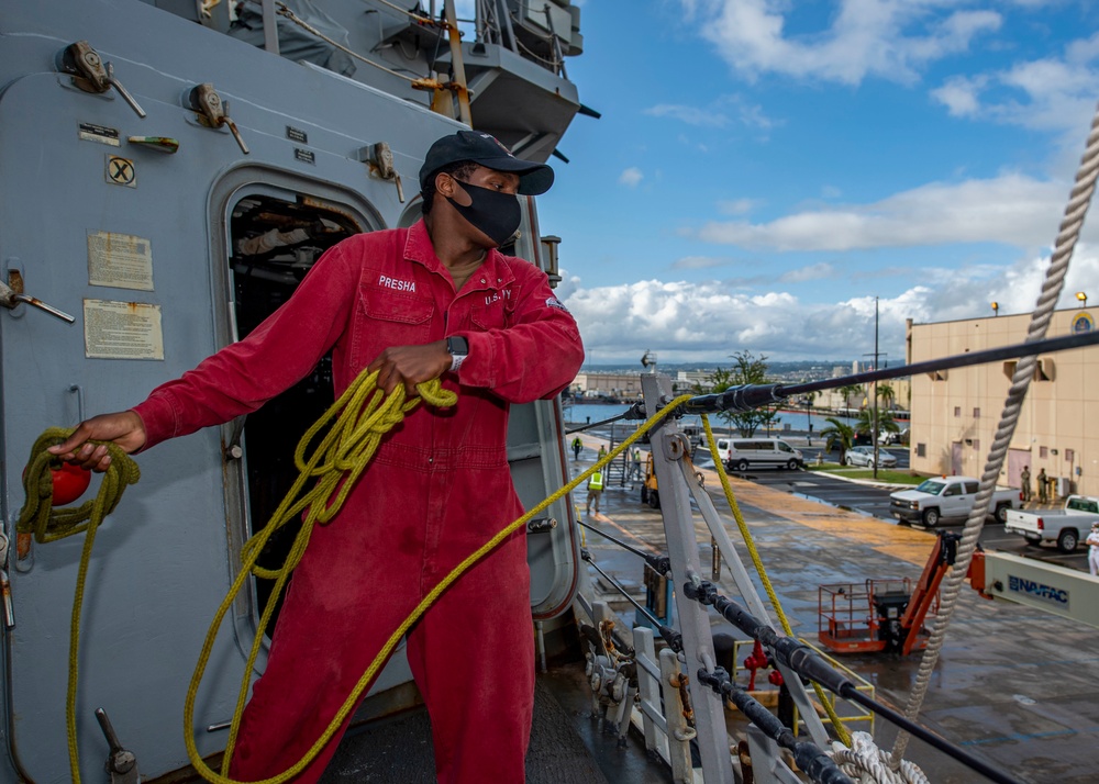 USS John Finn (DDG 113) Conducts Routine Operations