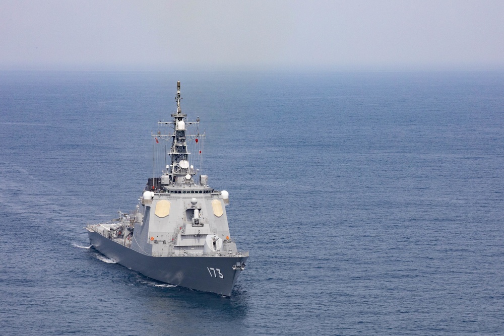 USS Blue Ridge Completes Bilateral Exercise with JMSDF