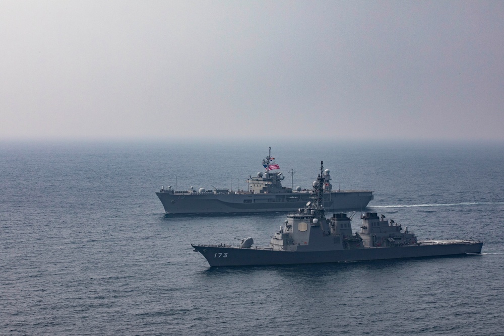 USS Blue Ridge Completes Bilateral Exercise with JMSDF