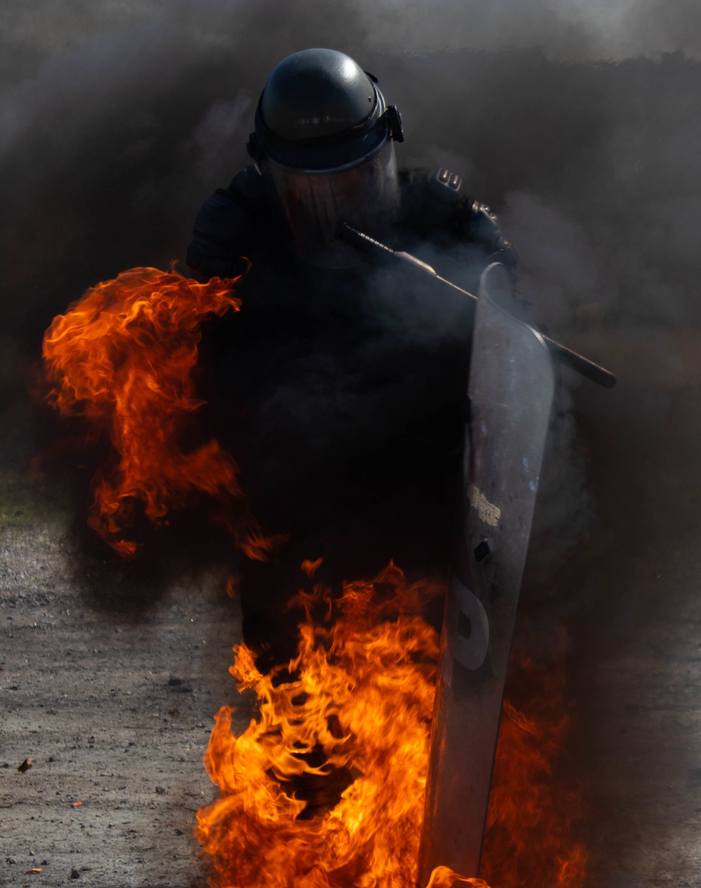 KFOR Polish Contingent braves fire phobia training