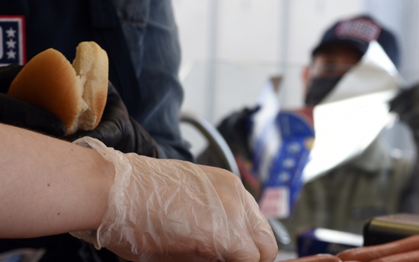 LRG, USO show support for Airmen