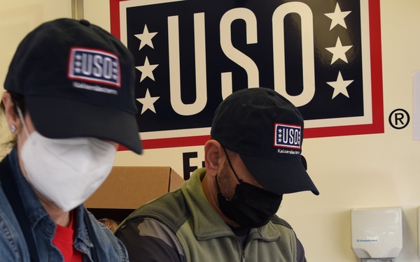 LRG, USO show support for Airmen