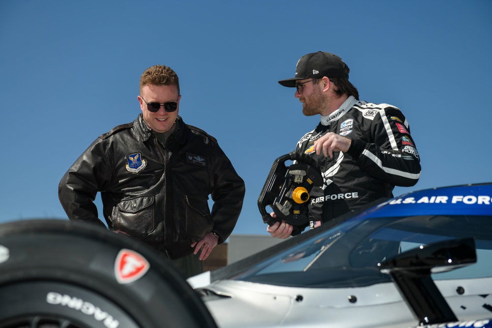 U. S. Air Force Recruiting Services reveals No. 20, Indy Car B-2 Spirit paint scheme