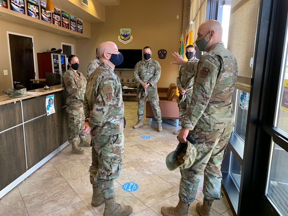 Goodfellow wing commander visits IAAFA
