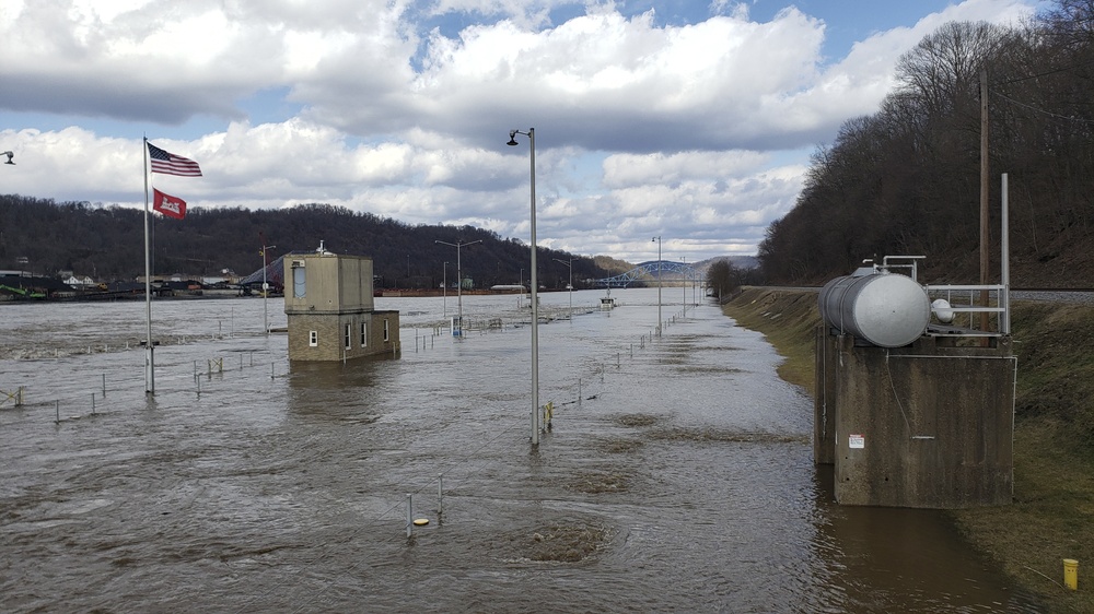 High water means high stakes for Pittsburgh locks, dams