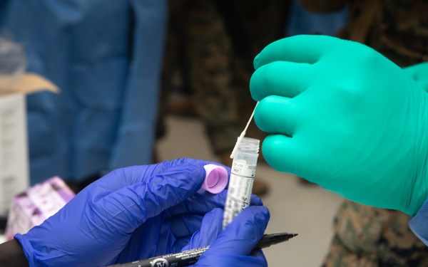 MRF-D Main Body One arrives in Darwin