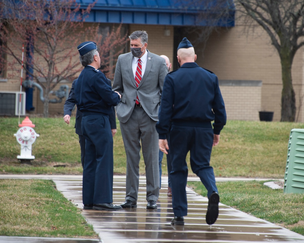 U.S. Representative Darin LaHood Visits 183d Wing