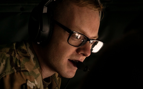 Python Ops refuel F-16s