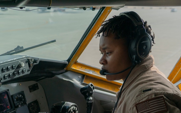 Python Ops refuel F-16s