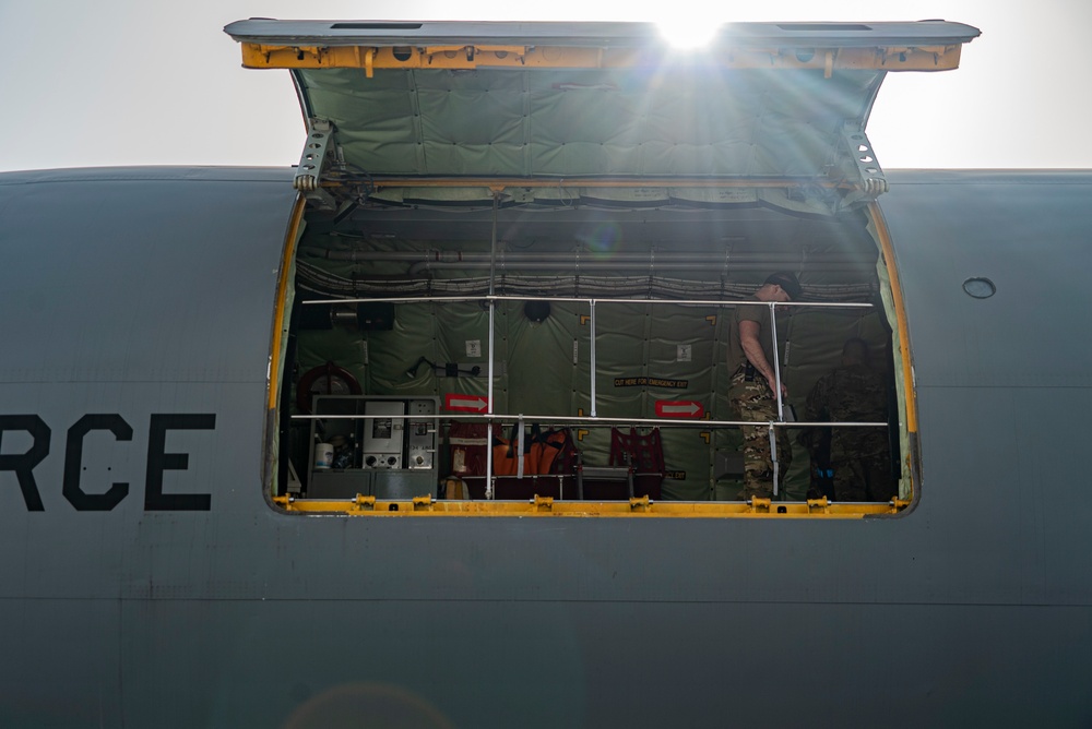 Python Ops refuel F-16s