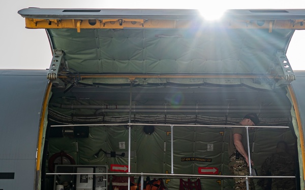 Python Ops refuel F-16s